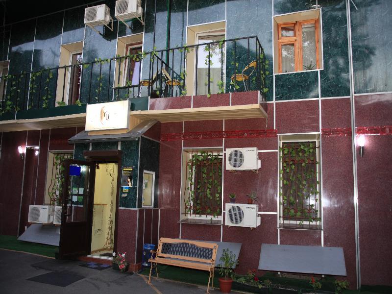 Yellowunlimited Hotel Harkov Kültér fotó