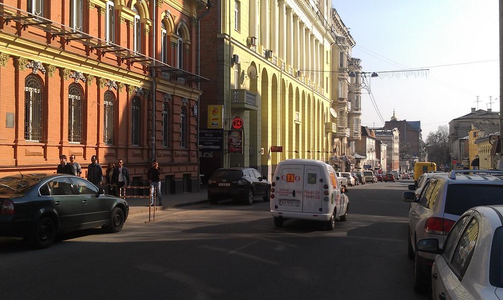 Yellowunlimited Hotel Harkov Kültér fotó