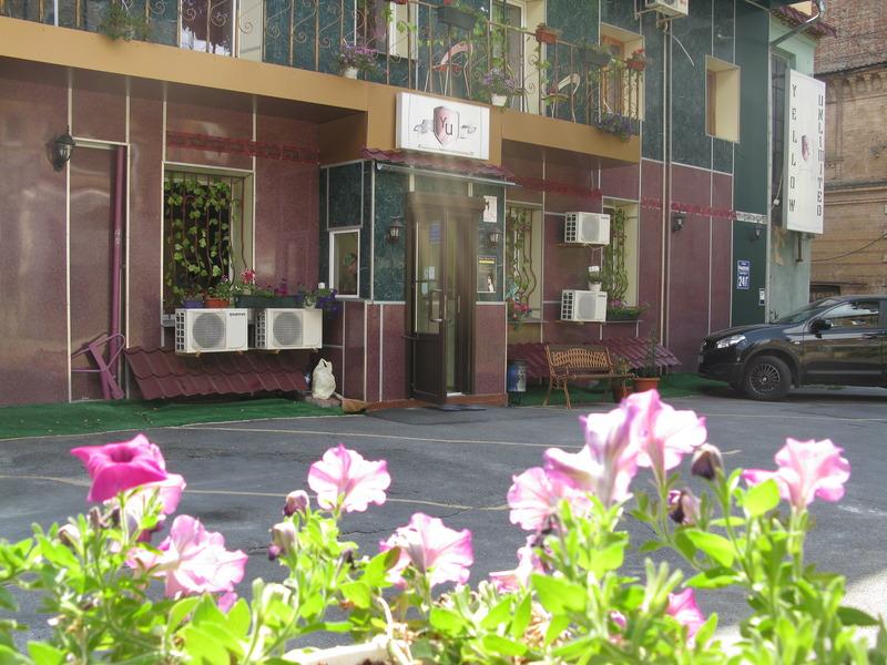 Yellowunlimited Hotel Harkov Kültér fotó