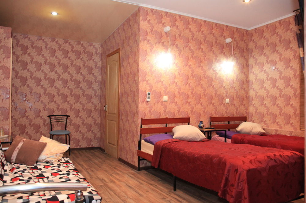 Yellowunlimited Hotel Harkov Kültér fotó